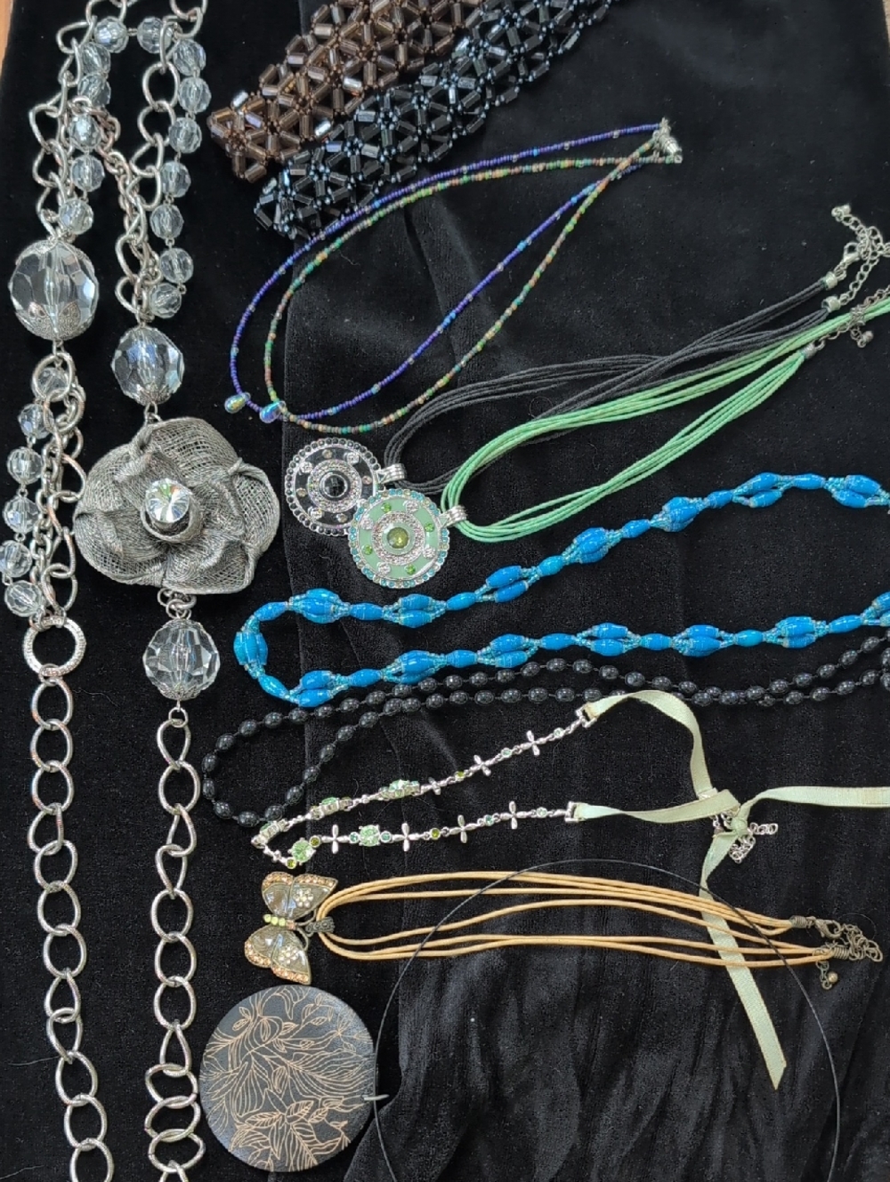 Lot Of 12 Costume Necklaces